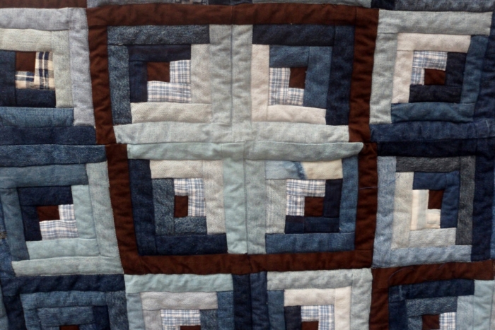 blue jean log cabin quilt